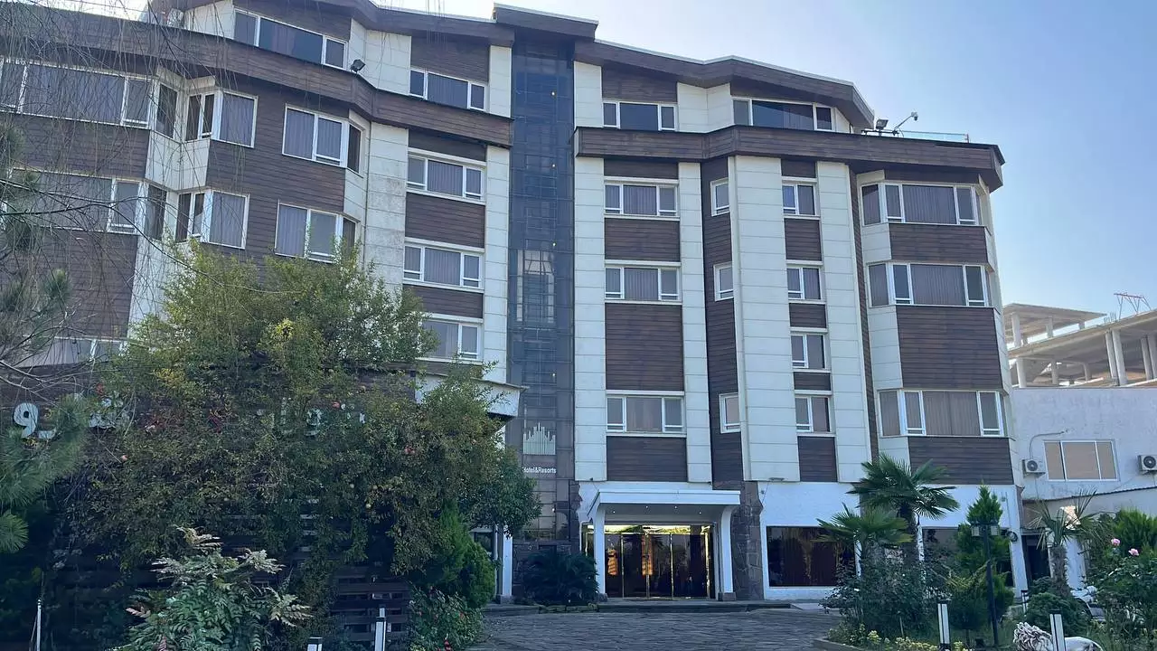 Alibaba https://cdn.alibaba.ir/ostorage/hotel-accommodation-images/6925807642794e78685ec274_نمای بیرونی (1).webp